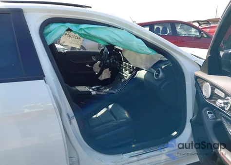 2016 Mercedes-Benz C 450 Amg 4Matic z USA, uszkodzony, nr VIN 55SWF6EB1GU126478